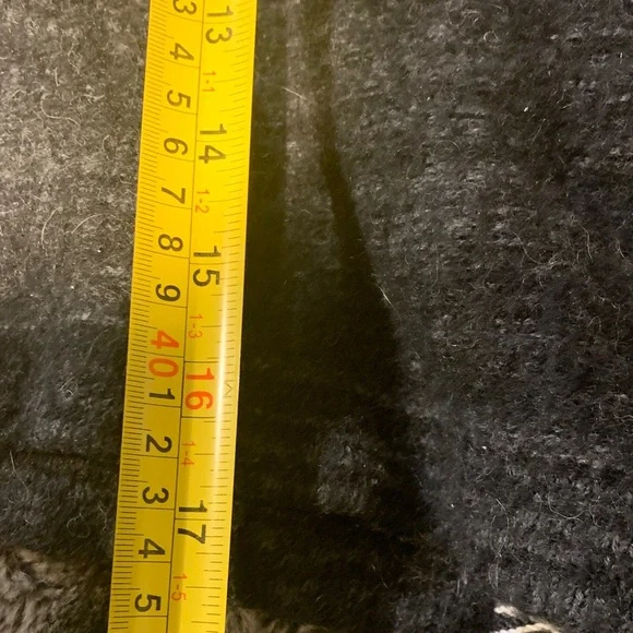 #456 “PAKA” 65% Alpaca Charcoal Gray Hooded Sweater - Picture 6 of 7